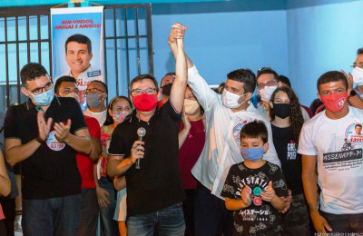 Deolindo Moura lança campanha e reúne multidão na zona Sul de Teresina